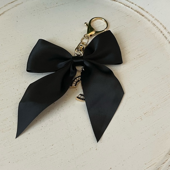 Black Bow purse charm key ring new - Picture 1 of 3